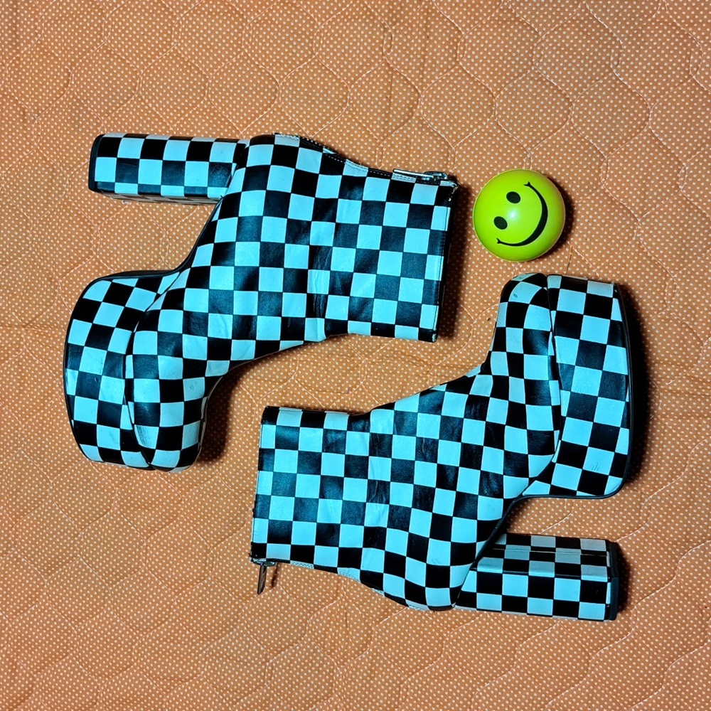 Current Mood Checkered Platforms - image 3